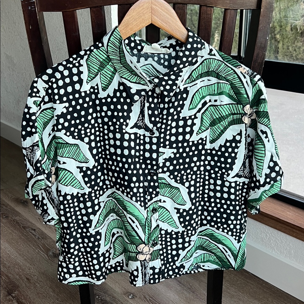 Tropical Palm Print Women's Button Down Shirt